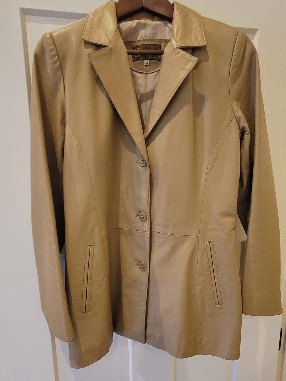 Cinzia Picci Italia Vintage Beige Button Ladie's Leather Jacket 44 - Size 6
